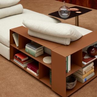 La pieza angular de este proyecto se llama ground peace de @flexformspa
.
.
.
#textures #proyect #sofa #flexform #groundpeacesign #hdlstudio #leather #photoshoot